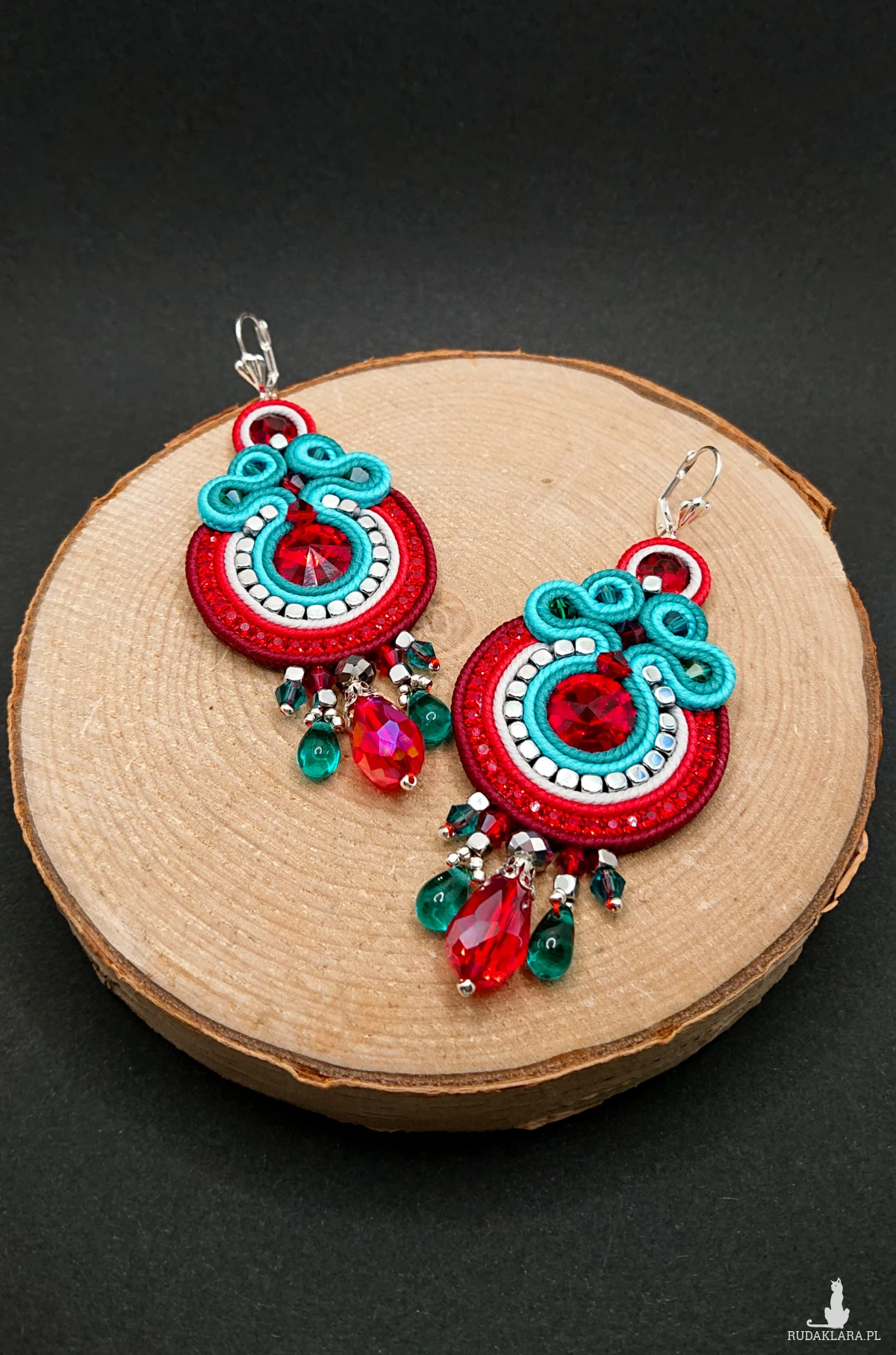 Długie turkusowo-czerwone kolczyki sutasz